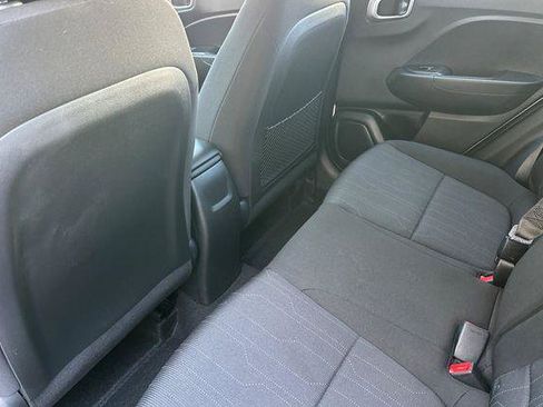 Certified 2026 Hyundai Venue SE FWD image 12
