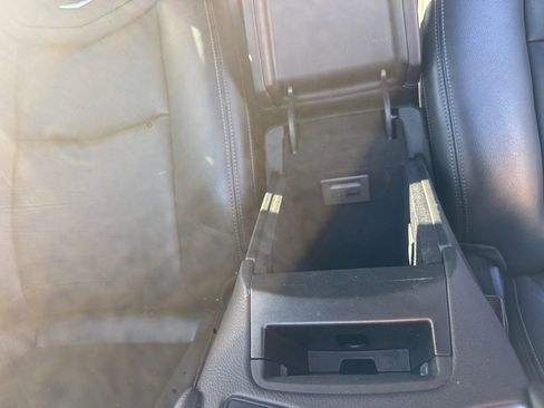 Used 2023 Cadillac XT6 Luxury image 37