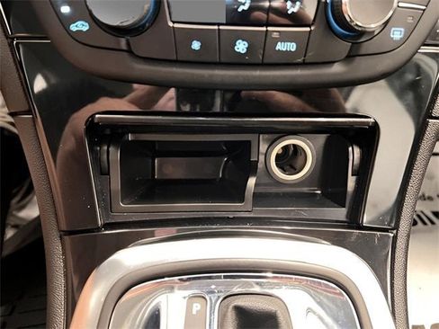 Used 2013 Buick Regal Premium image 21