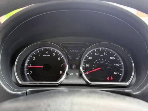 Used 2018 Nissan Versa SV FWD image 10
