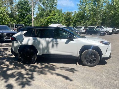 Used 2024 Toyota RAV4 XSE w/ Advanced Technology Package AWD/4WD image 11