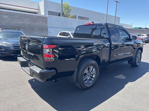 Used 2025 Nissan Frontier 2WD King Cab image 7