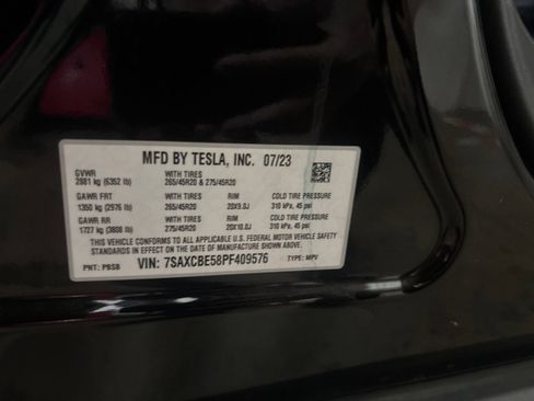 Used 2023 Tesla Model X AWD/4WD image 9