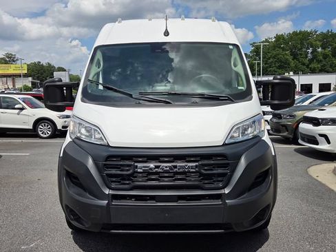 Used 2023 RAM ProMaster 2500 FWD image 2