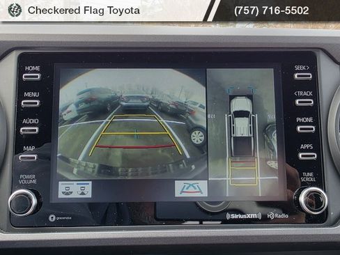 Used 2023 Toyota Tacoma TRD Off-Road w/ Advanced Technology Package image 17