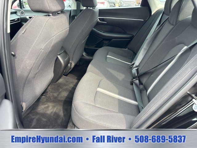 Used 2025 Hyundai Sonata SE FWD image 9