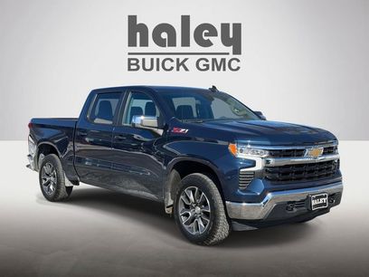 Used 2022 Chevrolet Silverado 1500 LT w/ Z71 Off-Road Package