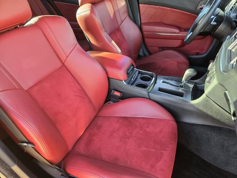 Used 2014 Dodge Charger R/T image 15