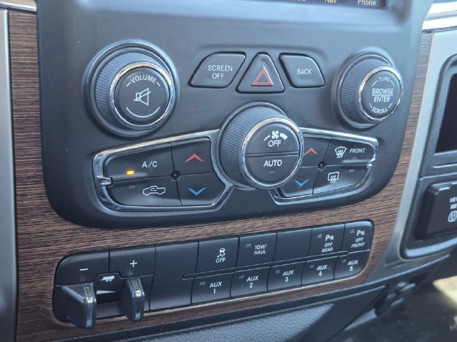 Used 2018 RAM 2500 Laramie w/ Convenience Group AWD/4WD image 19