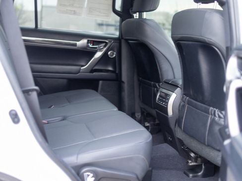 Used 2022 Lexus GX 460 Premium image 37