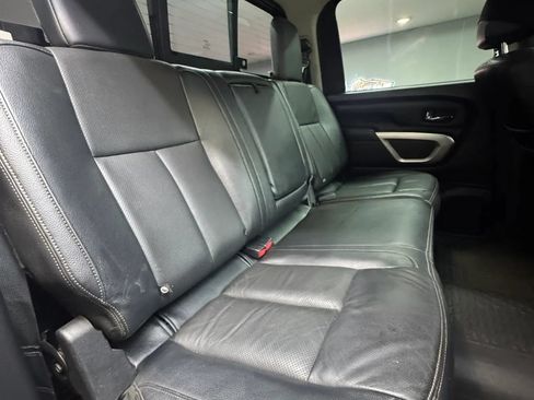 Used 2017 Nissan Titan SV RWD image 22