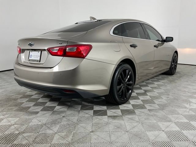 Used 2023 Chevrolet Malibu LT w/ Driver Confidence Package FWD image 9