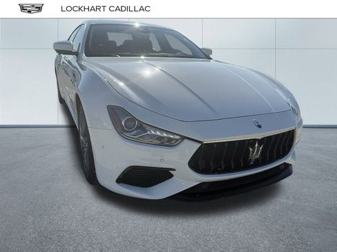 Used 2022 Maserati Ghibli Modena Q4 image 1