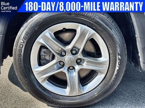 Used 2023 Jeep Compass Latitude AWD/4WD image 19