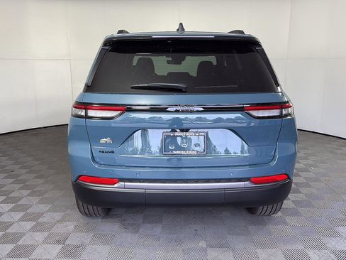 New 2026 Jeep Grand Cherokee Limited w/ Limited Altitude Package AWD/4WD image 5