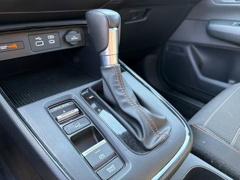 Used 2025 Honda CR-V Sport image 31