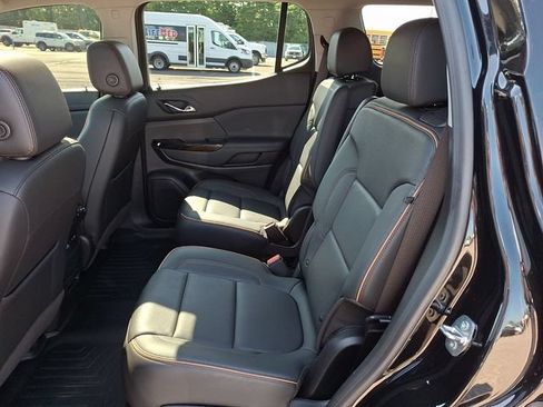 Used 2023 GMC Acadia AT4 w/ Technology Package AWD/4WD image 11