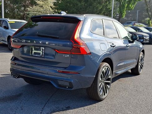 New 2026 Volvo XC60 T8 Ultra w/ Protection Package Premier AWD/4WD image 4