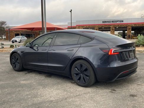 Used 2024 Tesla Model 3 Standard Range image 7