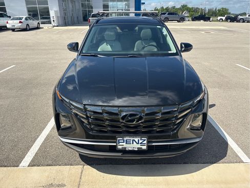 Used 2022 Hyundai Tucson SEL w/ Convenience + Premium Package AWD/4WD image 2