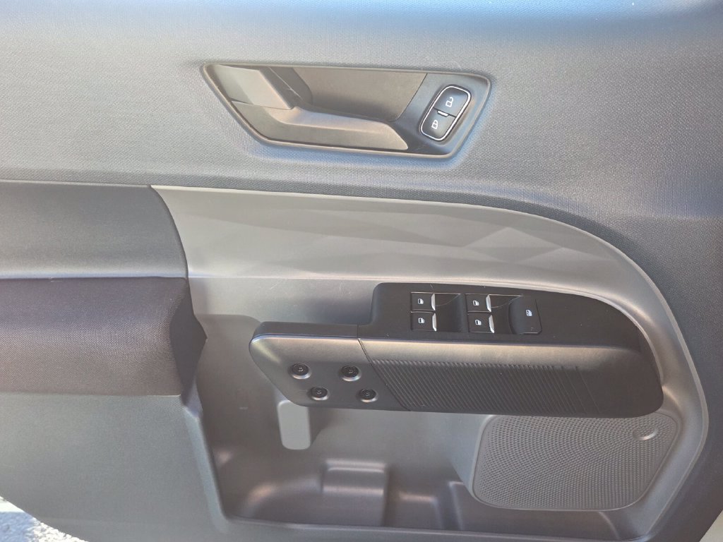 Used 2022 Ford Maverick XL FWD image 30