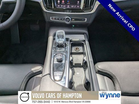 Certified 2025 Volvo S90 B6 Ultra AWD/4WD image 18