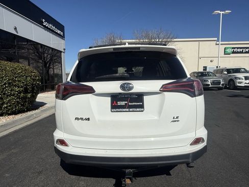 Used 2018 Toyota RAV4 LE w/ All Weather Liner Package image 6