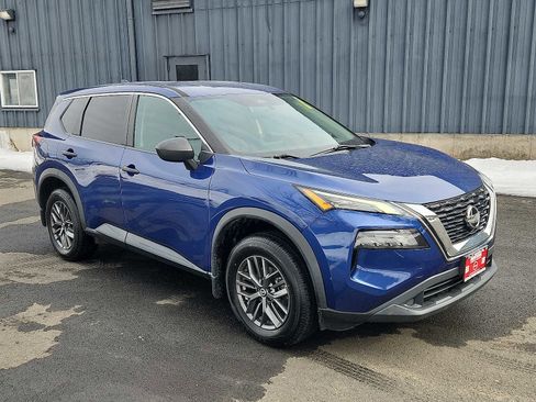 Used 2021 Nissan Rogue S image 3