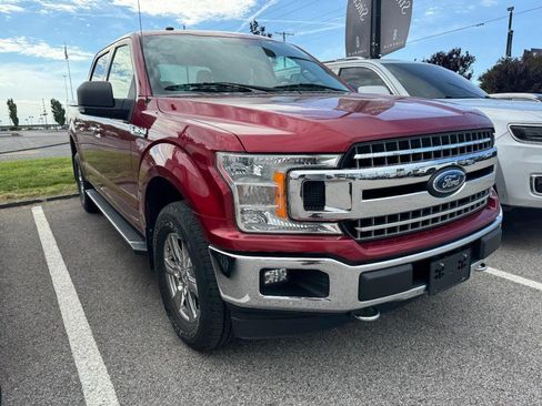 Used 2018 Ford F150 XLT w/ Equipment Group 302A Luxury AWD/4WD image 3