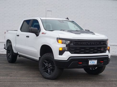 New 2025 Chevrolet Silverado 1500 Custom Trail Boss image 2