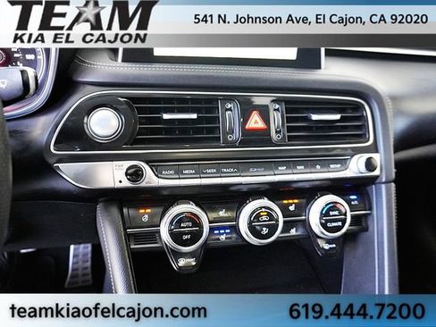 Used 2021 Genesis G70 3.3T RWD image 31