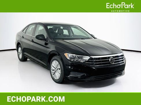 Used 2019 Volkswagen Jetta S w/ Driver Assistance Package FWD image 1