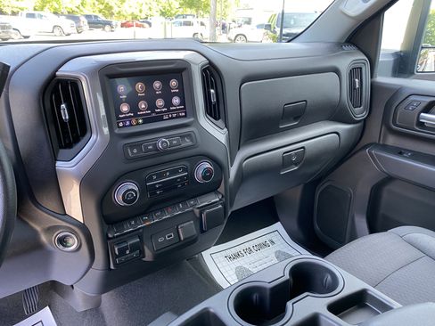 Used 2025 Chevrolet Silverado 2500 Custom w/ Custom Value Package RWD image 23