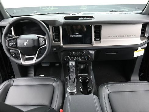 New 2026 Ford Bronco Outer Banks AWD/4WD image 16
