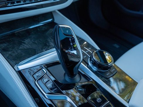 Used 2023 BMW 530i xDrive 530i xDrive w/ Executive Package image 27