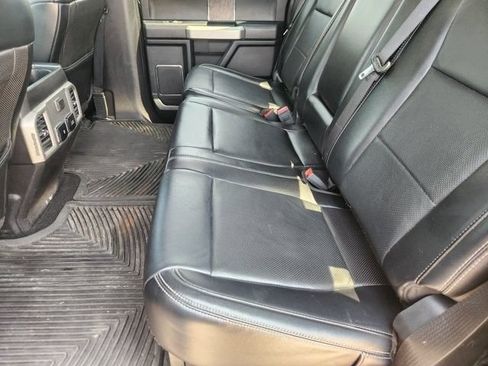 Used 2019 Ford F250 Lariat w/ Lariat Ultimate Package AWD/4WD image 28