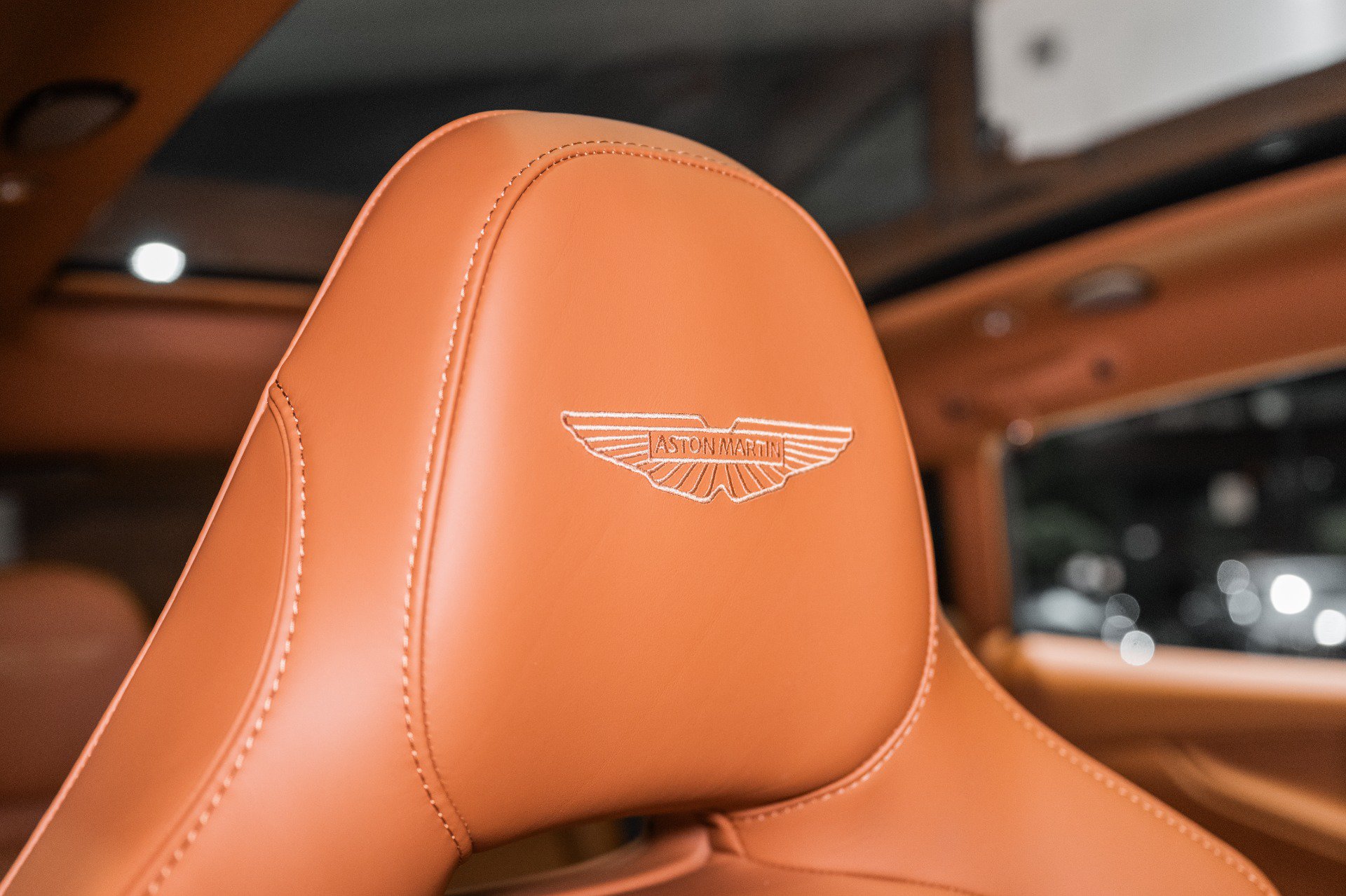 Used 2026 Aston Martin DBX S AWD/4WD image 6