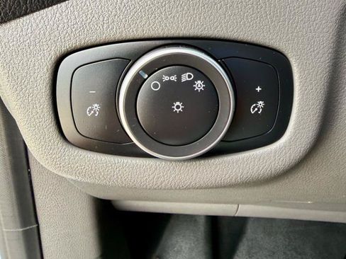 Used 2022 Ford Transit Connect XL FWD image 19