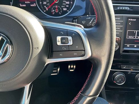 Used 2017 Volkswagen GTI Sport image 18