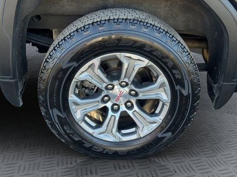 Used 2021 GMC Sierra 1500 SLT w/ X31 Off-Road Package image 31