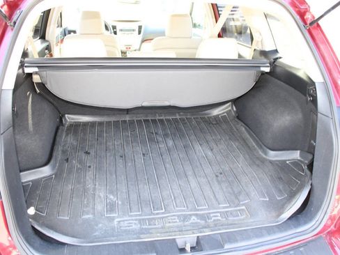 Used 2011 Subaru Outback 3.6R Limited w/ PWR Moonroof Pkg image 25