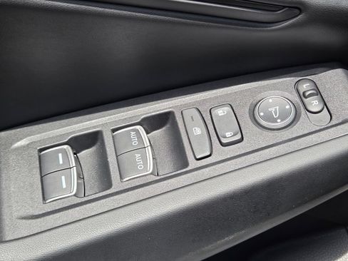 Certified 2024 Honda Accord EX image 30