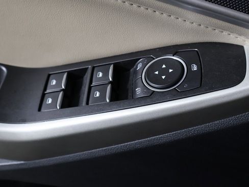 Used 2022 Ford Explorer XLT w/ Equipment Group 202A image 39