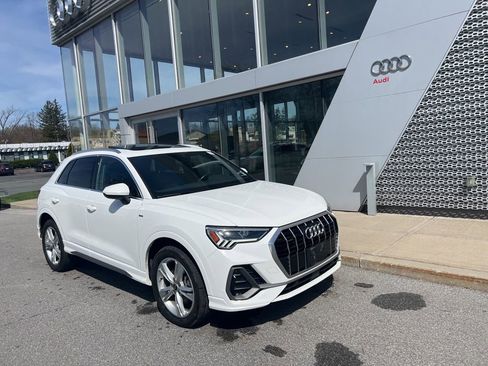 Used 2021 Audi Q3 2.0T Premium Plus w/ Premium Plus Package image 7