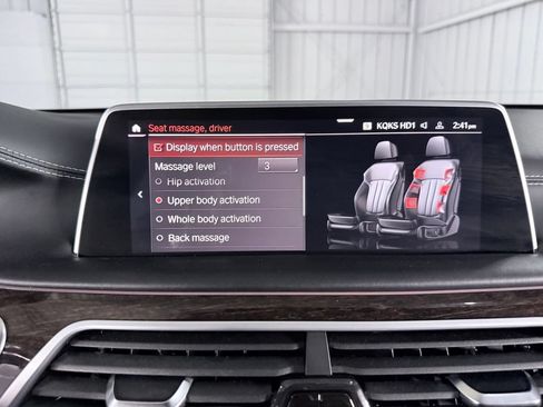 Used 2022 BMW 750Li xDrive AWD/4WD image 39