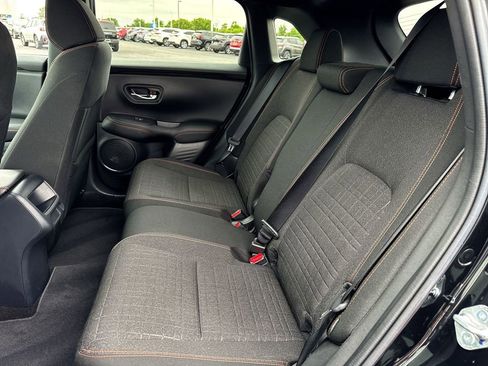 Used 2025 Honda HR-V Sport image 21