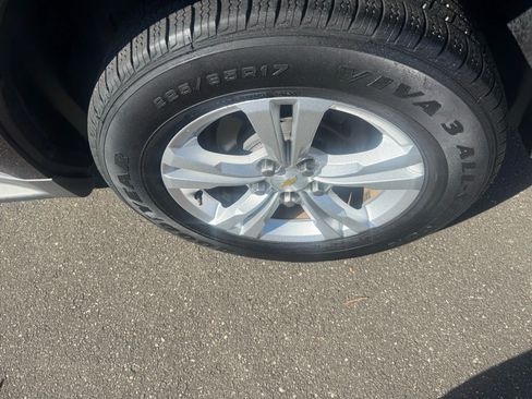 Used 2012 Chevrolet Equinox LS FWD image 10