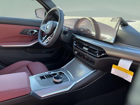 New 2026 BMW 330i Sedan w/ M Sport Package image 30