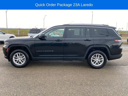 Used 2023 Jeep Grand Cherokee L Laredo image 3