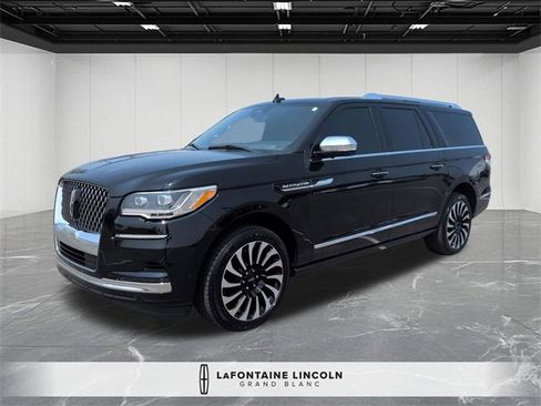Certified 2023 Lincoln Navigator L Black Label image 1